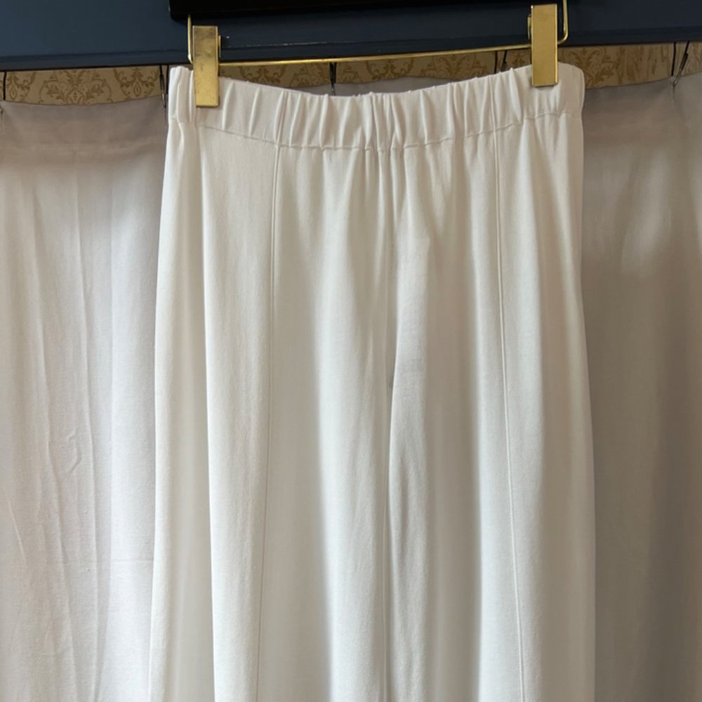 White Flowy Trouser By TONET